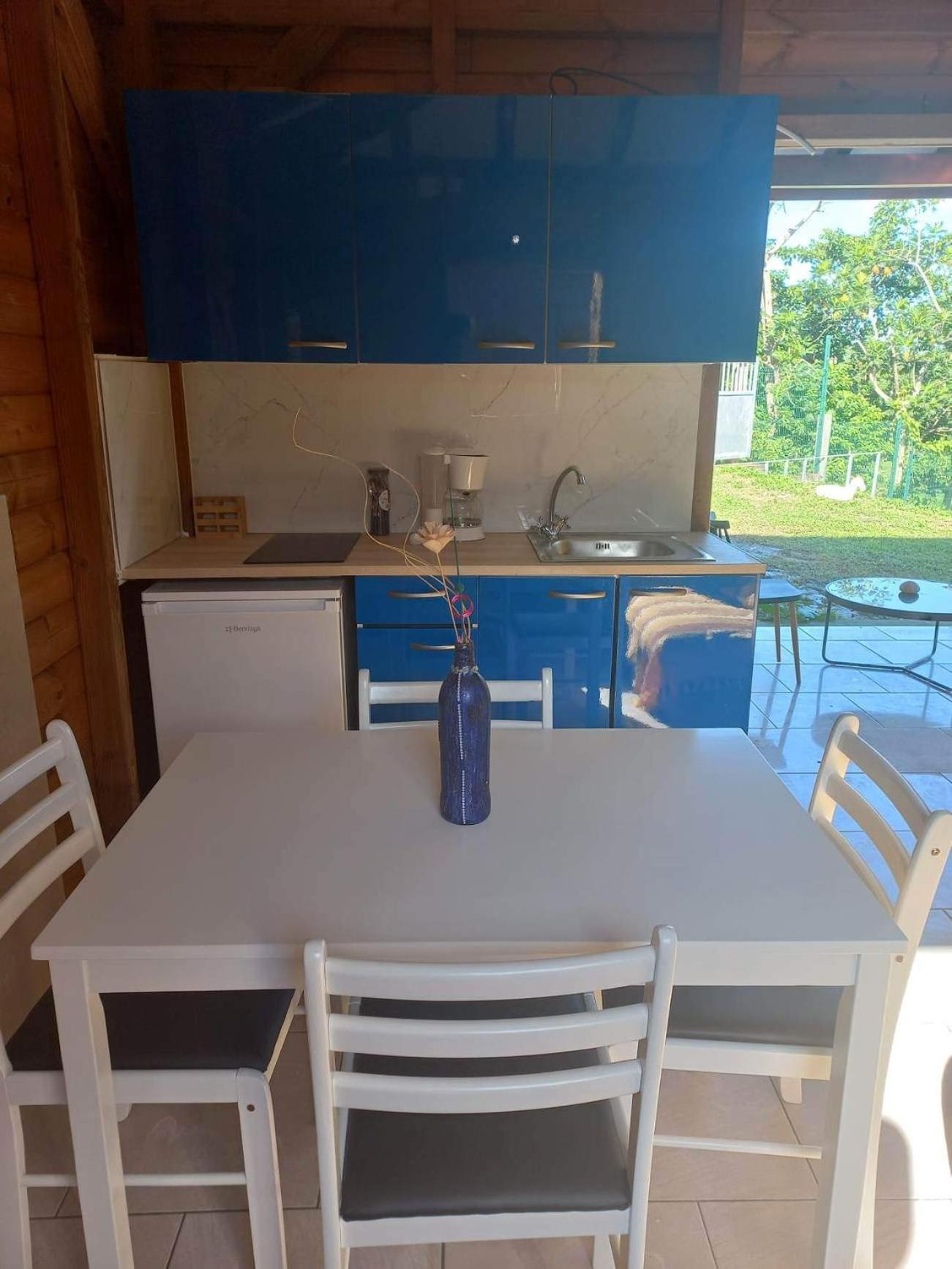 Gite De Germaine Sainte-Anne  Extérieur photo